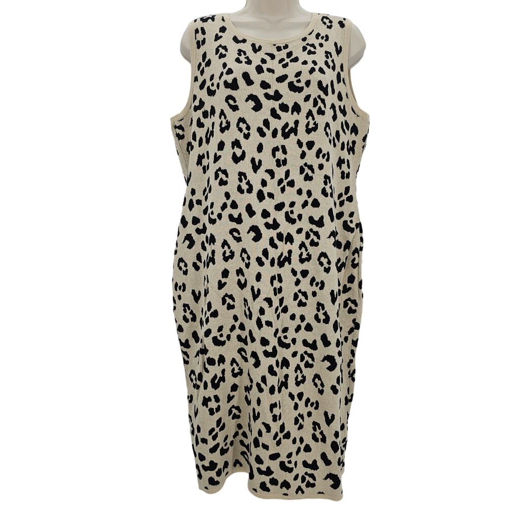 New York & Company Womans size M Animal Print Sleeveless Midi Sweater Dress